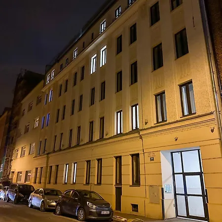 Haas Downtown With Parking * Brno