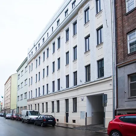 Haas Downtown With Parking Brno