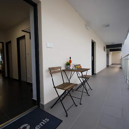 Haas Downtown With Parking Apartment Brno